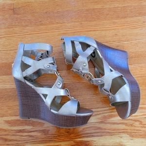 G by GUESS "DODGE" WEDGE HEELS SZ 7M